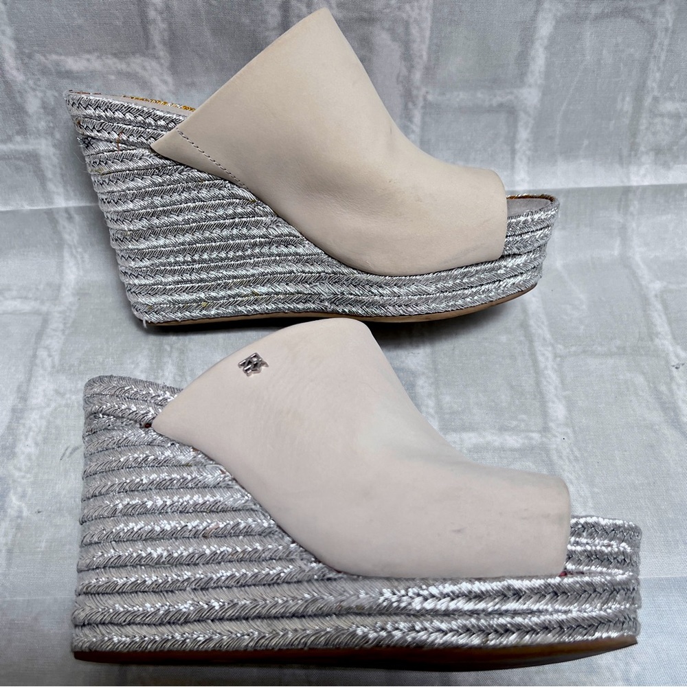 DKNY Platform Wedge Espadrilles Size 7